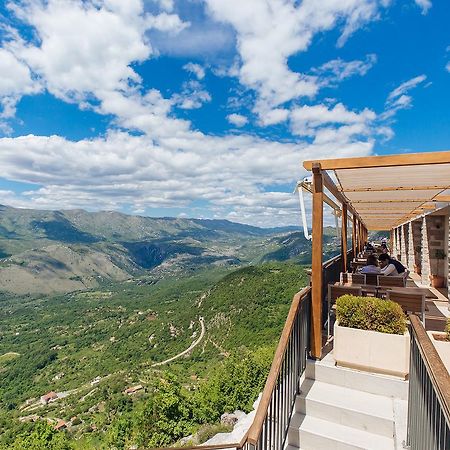 Hotel Sokoline Mandici Экстерьер фото